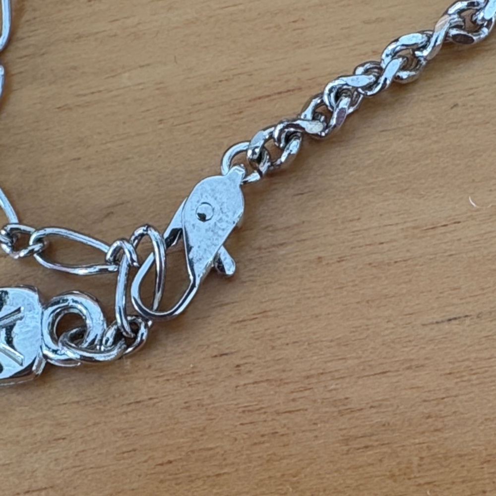 Yves Saint Laurent Silver Tone Chain Geometric Pendant Crystals 20.5-22" extend - Picture 8 of 14